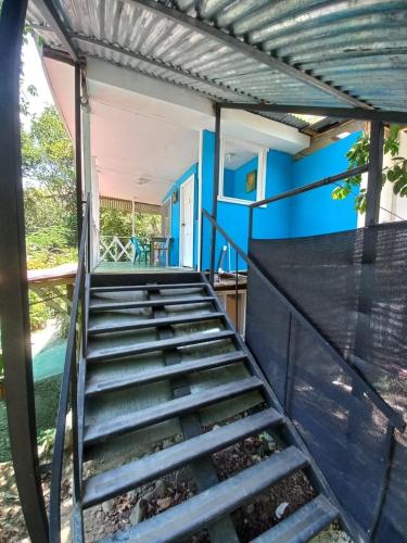 Donde Familia Manito in 帕基拉