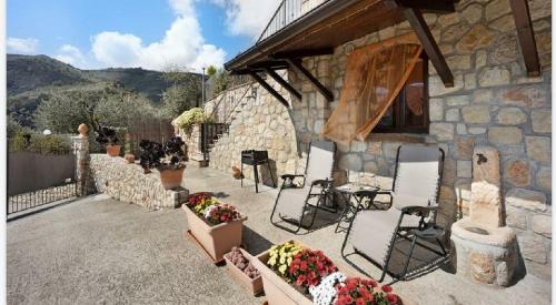  LA TAVERNA tra gli ulivi, Ferienwohnung in Perinaldo