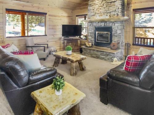 Duck Creek Mountain Cabin - image 11