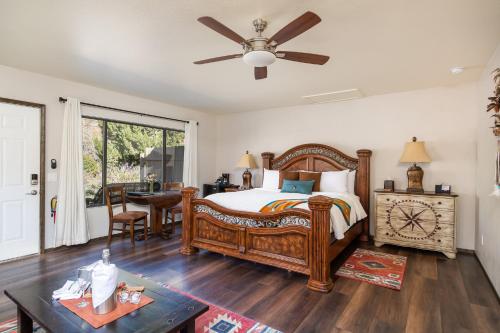 Whispering Creek Bed & Breakfast - Accommodation - Sedona