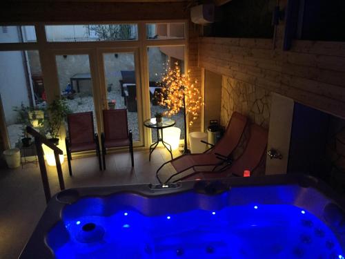 Vulkán Wellness Panzió – khách sạn tại Budaivaros