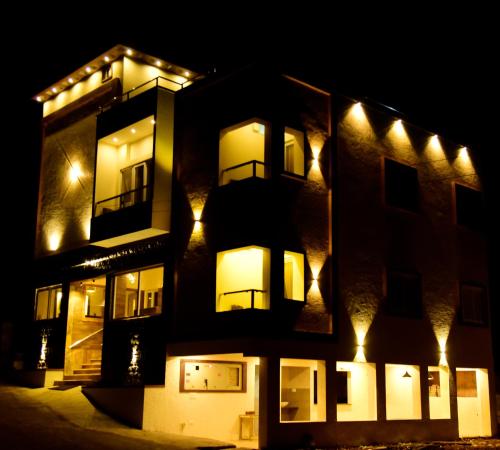 B&B Yercaud - Hotel R Inn Yercaud - Bed and Breakfast Yercaud