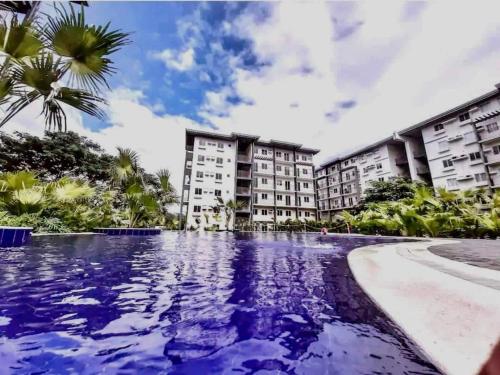 Swimming pool, Amaia Steps Nuvali fully furnished unit with swimming pool view near Carmelray Pitland in Canlubang