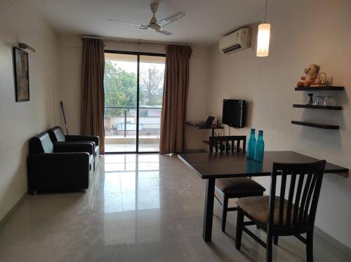 1BHK AC Service Apartment 115