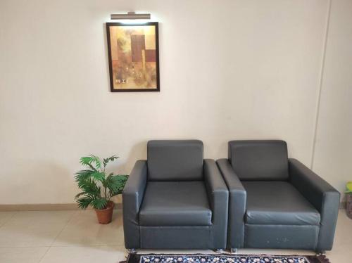 1BHK AC Service Apartment 115