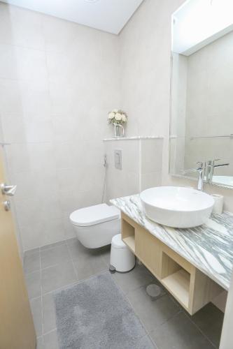 Paramount Midtown -Stunning 2 Bedroom Apt with Burj-Khalifa view, Dubái (foto 5)