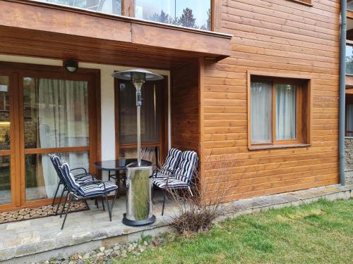 Apartment HOME with private garden in Pirin Golf Country Club - Bansko
