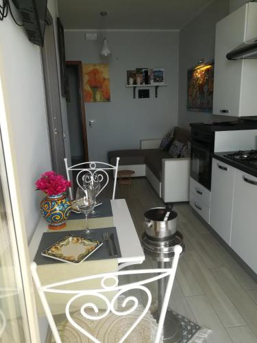 Al Bajah Loft monovano con requisiti Hotel - Tap to explore photos