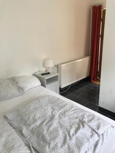 Kertre néző franciaágyas apartman Vác 