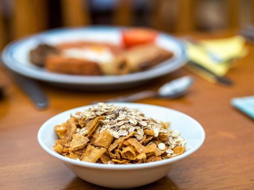 Food and beverages, Corstorphine Lodge Hotel in Corstorphine