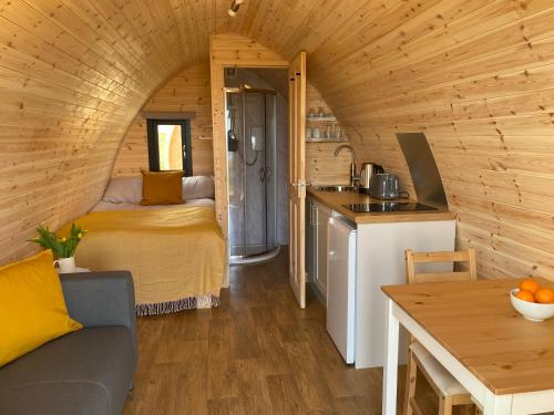 köök, Kirkapol Pod Sleeps 2 with Ocean Views in Isle of Iona