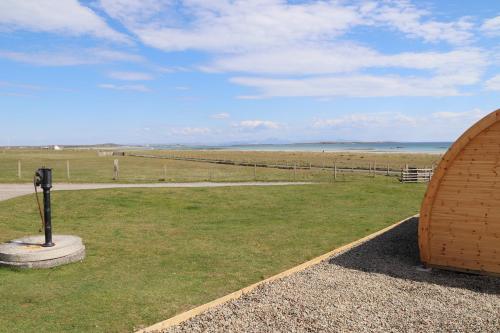 Aed, Kirkapol Pod Sleeps 2 with Ocean Views in Isle of Iona
