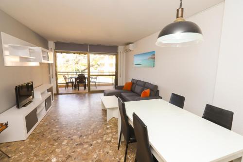 Different Cala Llenguadets - image 2