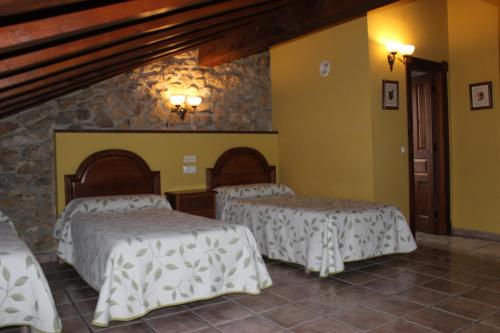 1 double bed, 2 twin beds, 1 sofa bed