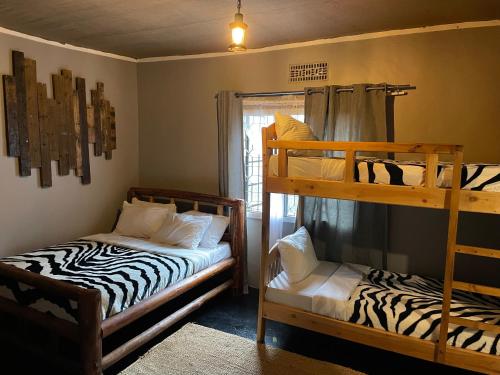 Serengeti Villa - image 3