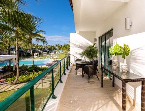 ระเบียง/ชานเรือน, Apartment in Sublime Samana Residence in ลาส เทอเรนาส