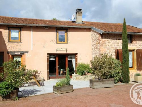 . Gîte Parigny (Loire), 3 pièces, 5 personnes - FR-1-496-82