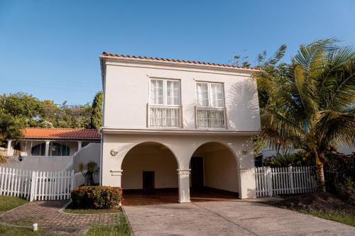 ทัศนียภาพภายนอกโรงแรม, Sweet Home Grenada Caribbean in เซนต์ จอร์จ