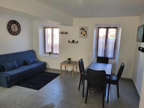Duplex Deux chambres Maison de ville - Location saisonnière - Évry-Courcouronnes