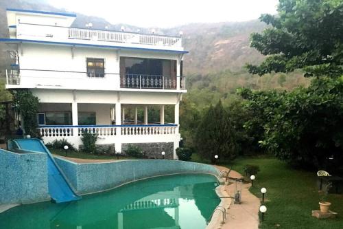 Lake View Villa 4Bhk Karjat