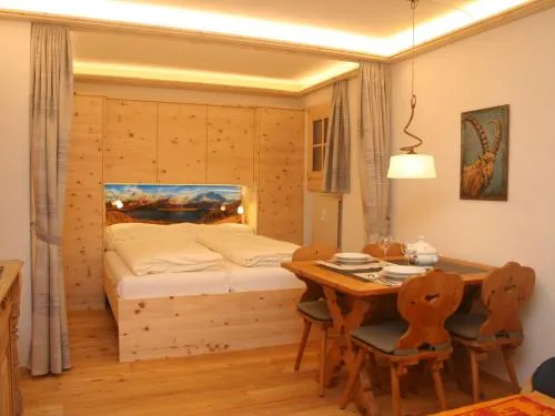 Apartment Chesa Alvetern 5 by Interhome in Sils im Engadin, Schweiz