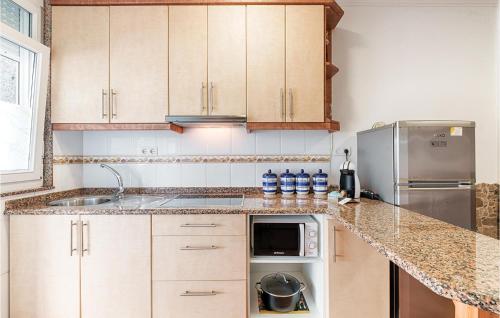  Stunning apartment in Muxía with WiFi and 2 Bedrooms in Muxia