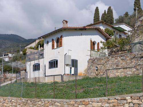 Villa Casetta in collina by Interhome