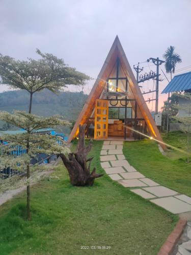 ล็อบบี้, Kallat British Resort in ปุธุรวายัล