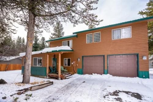 The Smitty Place by Casago McCall - Donerightmanagement - Payette Lake, ID