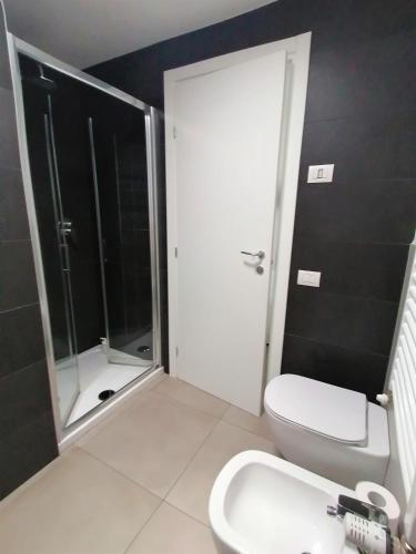 Three-Bedroom Apartment image 8