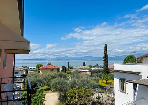 Double Room with Partial Lake View