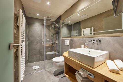 浴室, Hotel-Gasthof Adler in 林道市中心