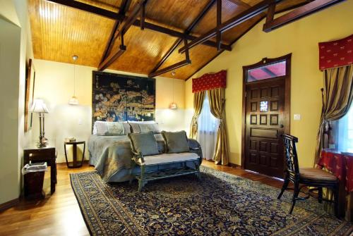 Historic Michabelle Inn