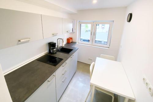 Konyha, 2 room house for workers in Linz am Rhein