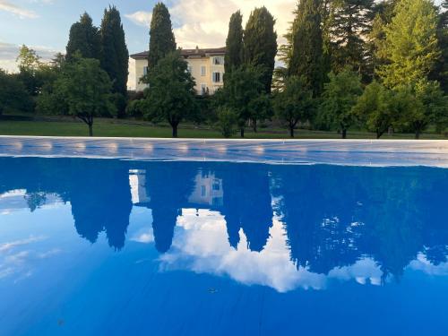 Appartamento lusso con piscina tra Milano e Como in Costa Masnaga