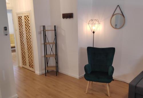 אחת ויחידה - One & Only in มาอาลอท์ ทาร์ชิฮา