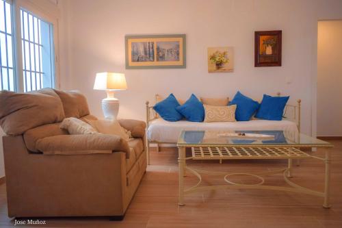 . 2 bedrooms appartement with wifi at Penaflor