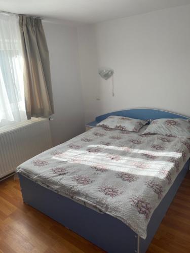 1 double bed