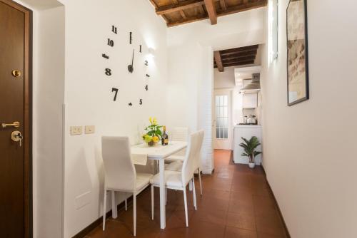 Appartamento via dei Serpenti, Rome (photo 8)