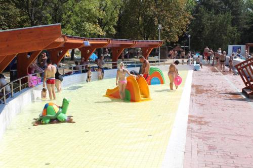 Spa, Arinza Apartman Vendeghaz in Mezokovesd