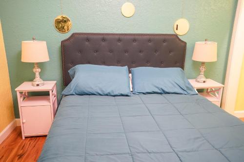 Mar Bay Luxury Suites near Park Beach and Marina - image 11