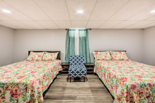 Updated Home with Pool Table about 4 Mi to Hershey! Updated Home with Pool Table about 4 Mi to Hershey!