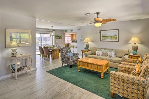 Heated Pool + Lanai: Matlacha Isles Getaway in Matlacha (FL)
