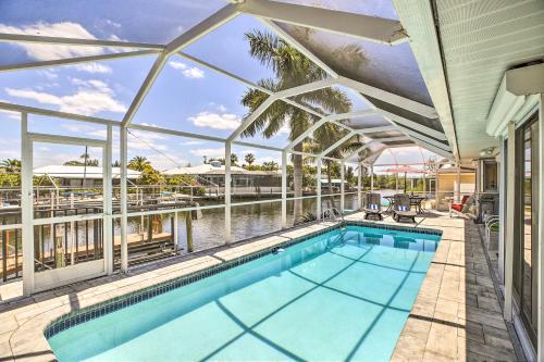 Heated Pool + Lanai: Matlacha Isles Getaway in Matlacha (FL)