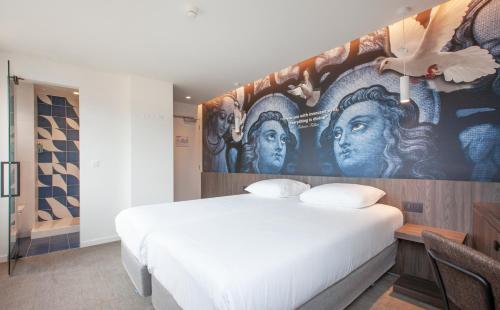 Hotel New Damshire - main image