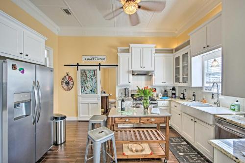 Renovated 'Carnegie Cottage' - Walk to Dtwn! in Winnsboro (TX)