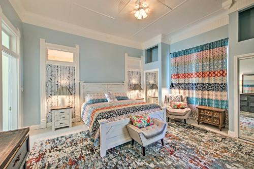 Renovated 'Carnegie Cottage' - Walk to Dtwn! in Winnsboro (TX)