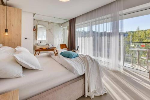 Luxe villa 2 pools, sauna in Vrbanj