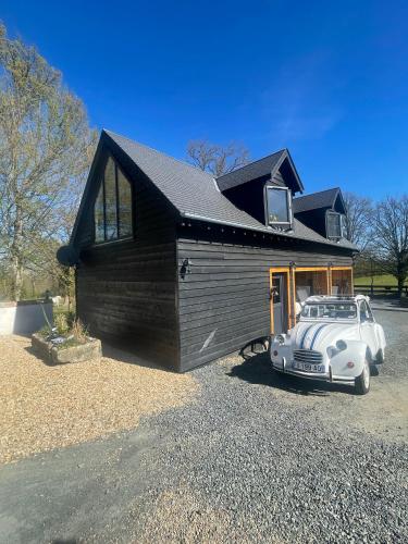 . The Sans Souci Estate - The Chalet Studio Apartment, Adults Only