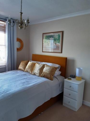 Pulteney Road Apartment 2